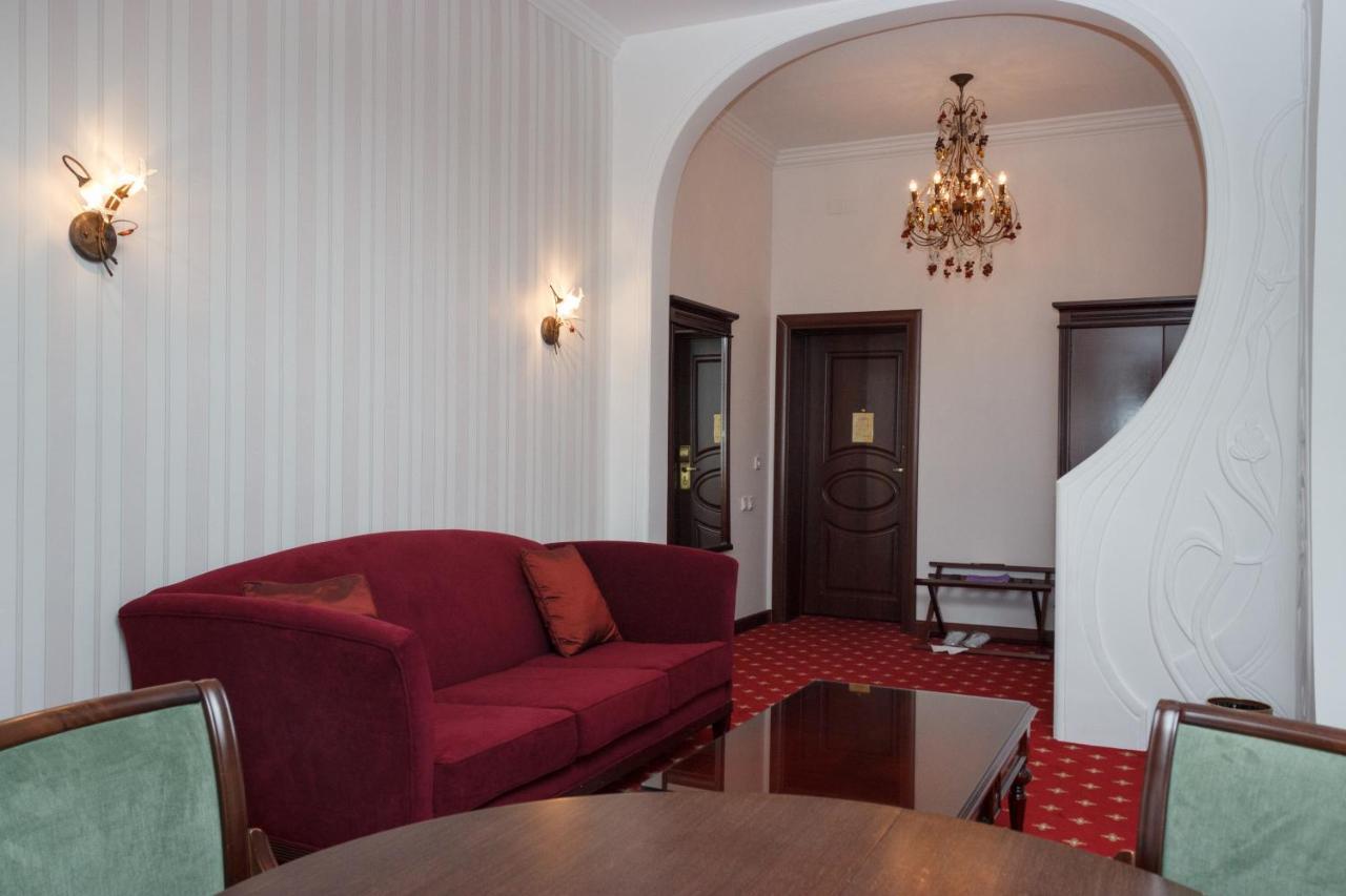 Ar Nuvo Hotel Karagandy Esterno foto
