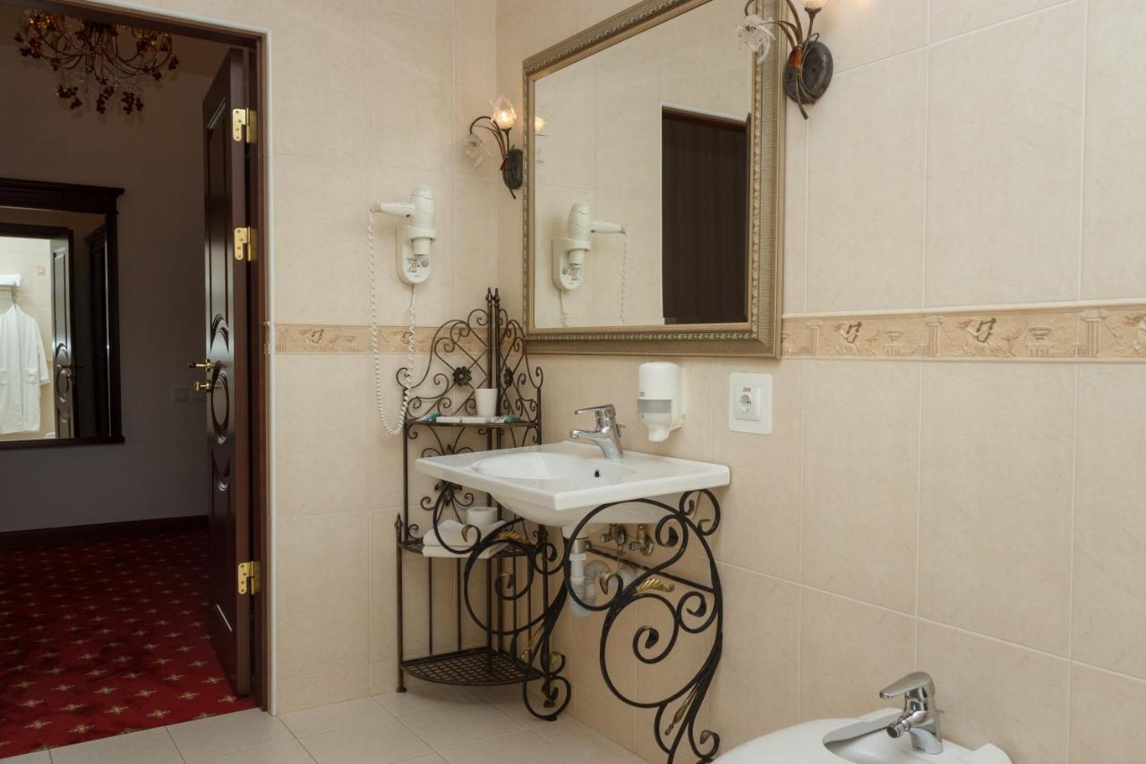 Ar Nuvo Hotel Karagandy Esterno foto