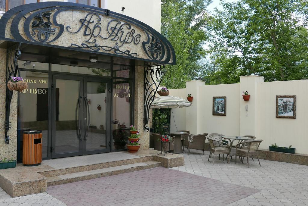 Ar Nuvo Hotel Karagandy Esterno foto