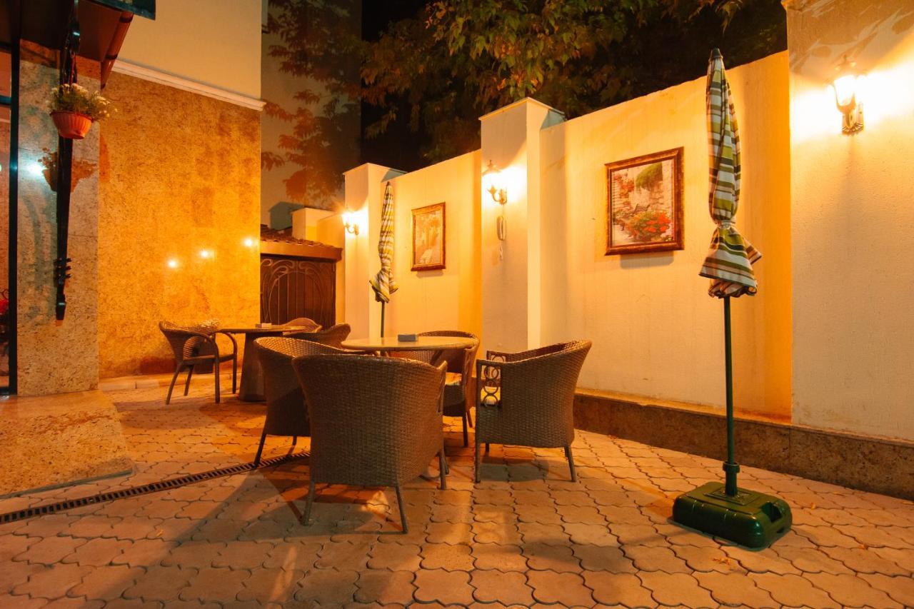 Ar Nuvo Hotel Karagandy Esterno foto