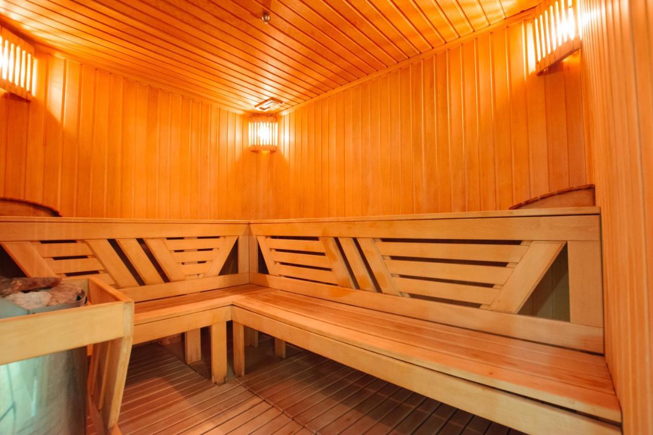 Ar Nuvo Hotel Karagandy Esterno foto