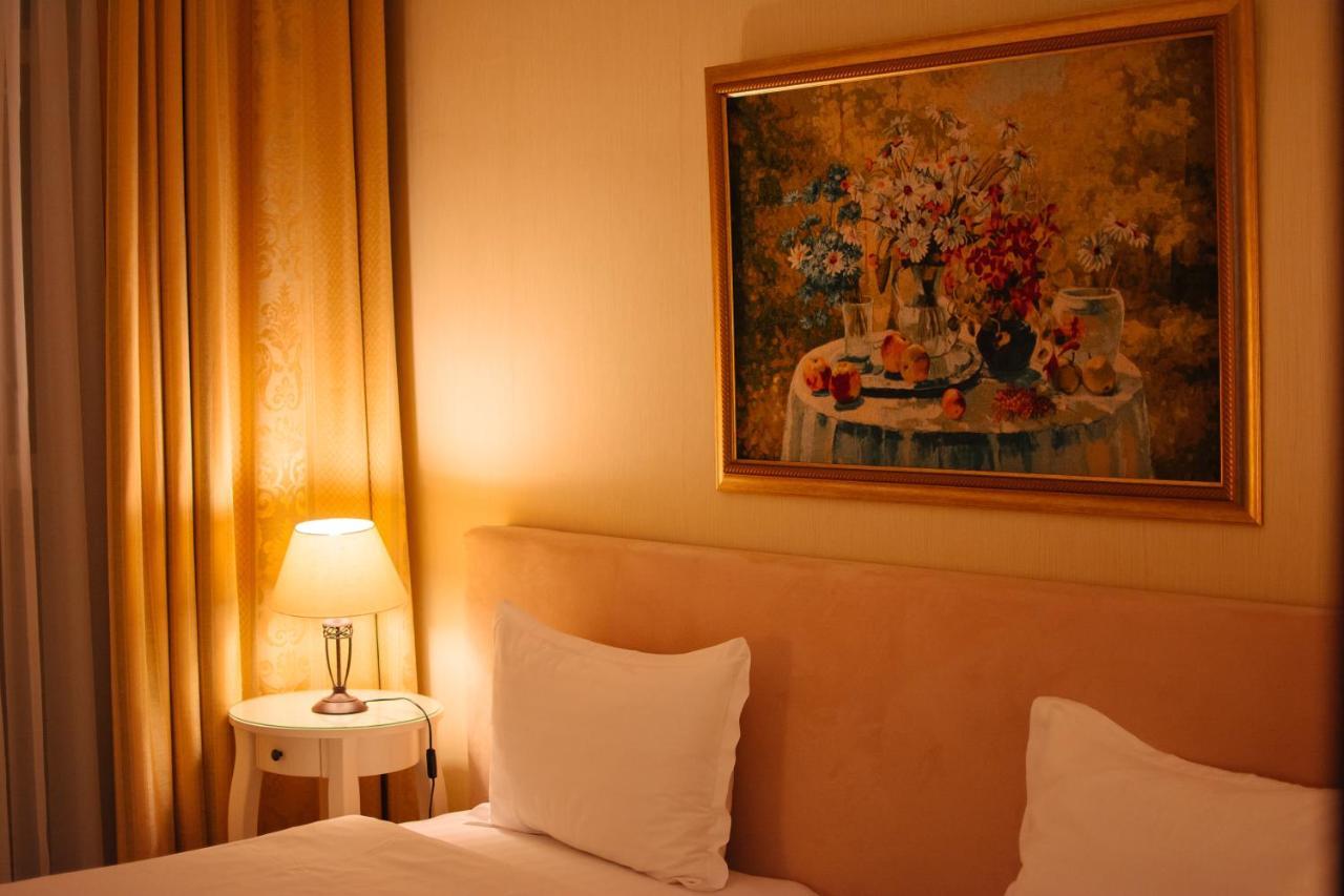 Ar Nuvo Hotel Karagandy Esterno foto
