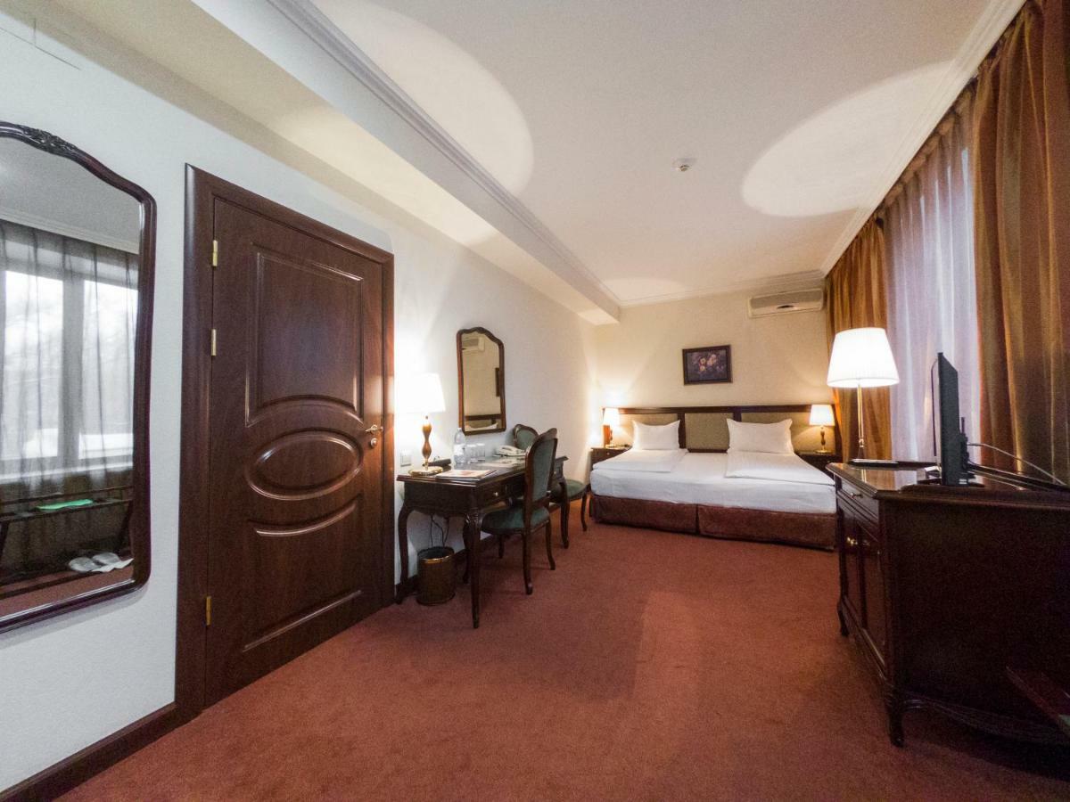 Ar Nuvo Hotel Karagandy Esterno foto